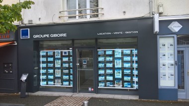 groupe_giboire_angers_modules_enseignes.jpg (1).jpg